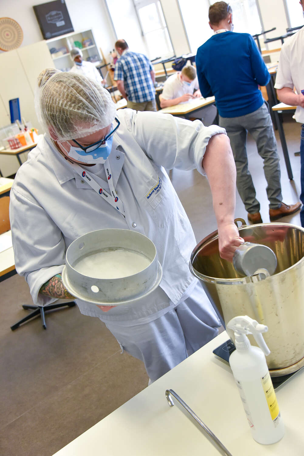 Produktion eines Buttermilchdrinks mit Williams-Aroma.